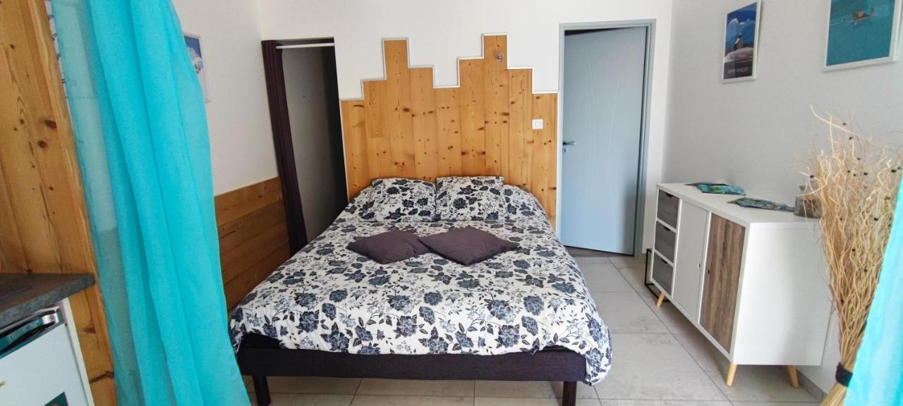 Chambre 2 Vue Lac Av Piscine Prunieres Bagian luar foto